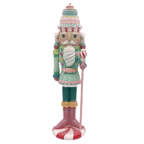 🛑READ❤️ NIB  Pink/Green Pastel Candy Nutcracker 22” Peppermint Base MSRP $169